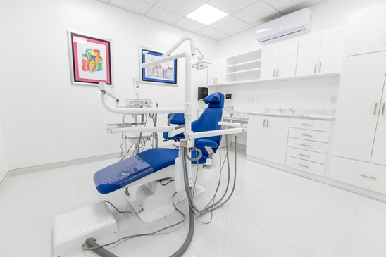 Slider image (5) Denticenter